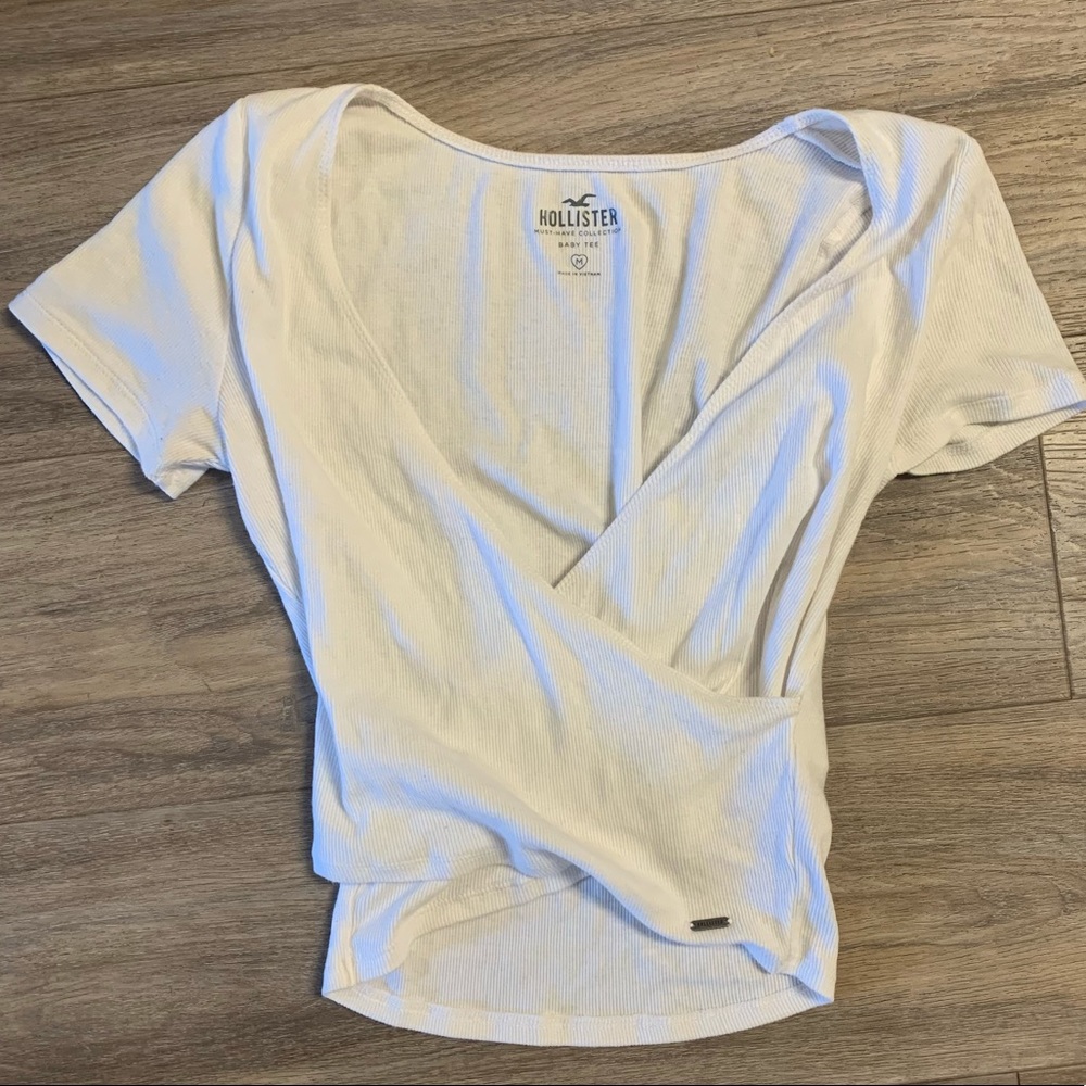 Hollister Crossover Ribbed White Crop Top